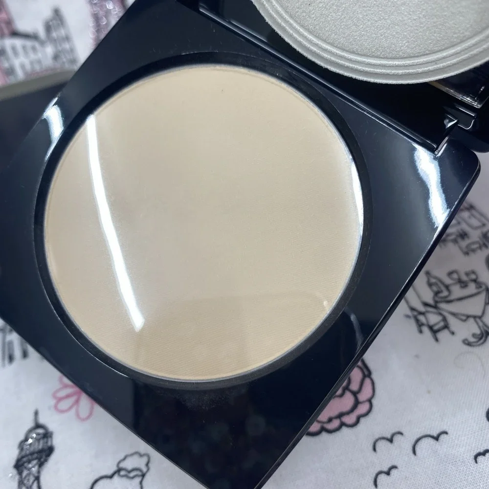 Bobbi Brown Sheer‎ Finish Pressed Powder PALE YELLOW Full Size NEW